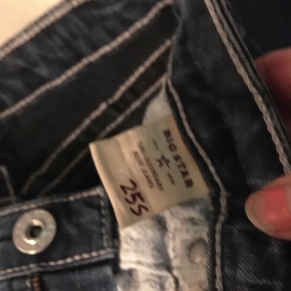 Jeans - Picture 2 of 6